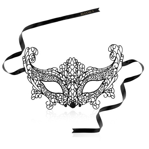 Front view of Rianne S Brigitte mask with white background